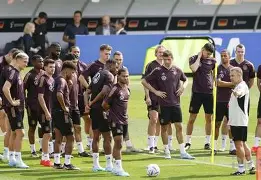 九游网页平台-德甲赛程吃紧，马德里竞技今晚回应争议，目标明确，赛程密集仍需轮换(2025年赛程表完整版)